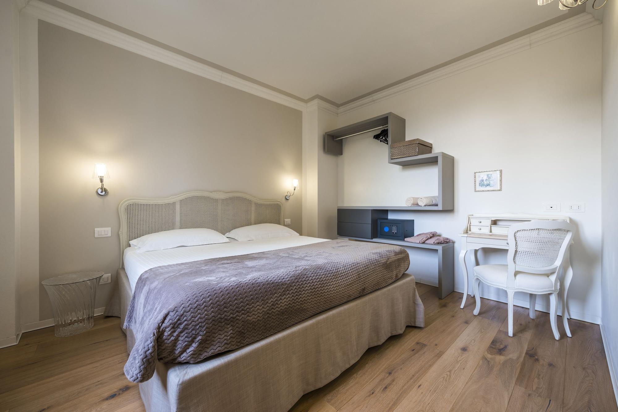 آركو Villa Italia Luxury Suites And Apartments المظهر الخارجي الصورة
